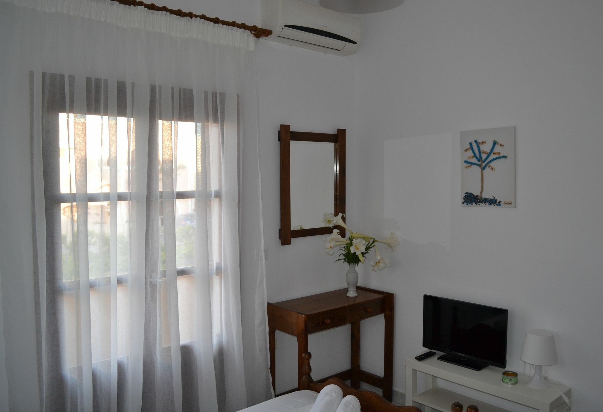 Floralia Hotel Karterádosz Kültér fotó